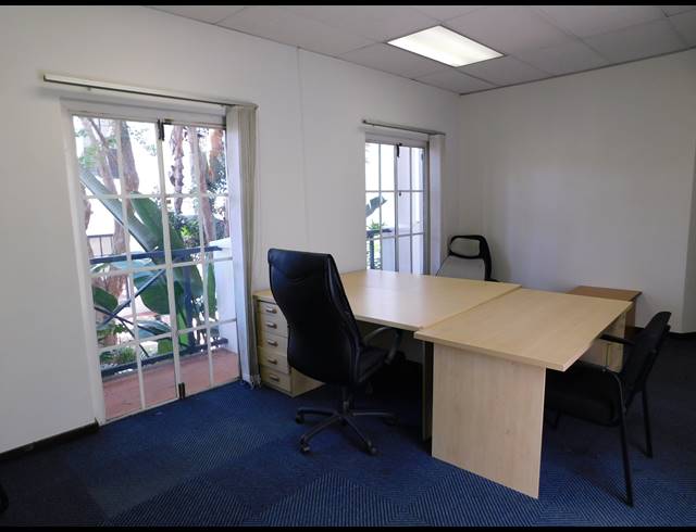 200M² OFFICE TO LET IN FERNDALE